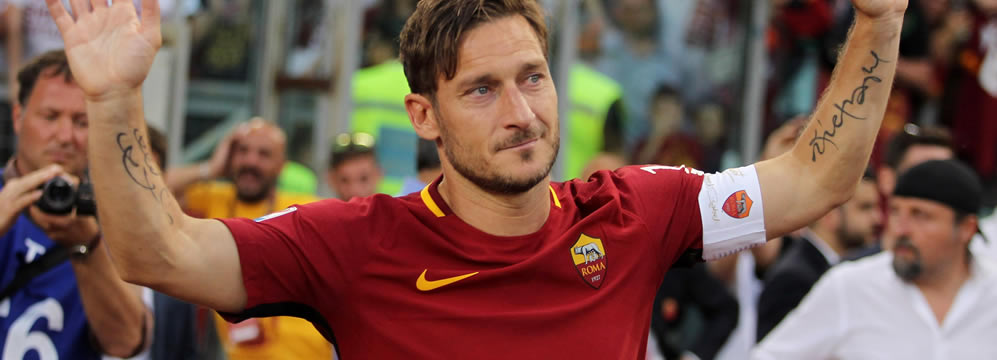 Die UEFA ehrt Francesco Totti