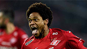 Eintracht Frankfurt an Luiz Adriano dran