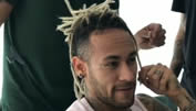 Neymar trägt jetzt Dreadlocks