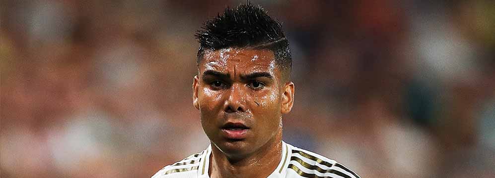 https://www.4-4-2.com/wp-content/uploads/2019/09/casemiro-997.jpg