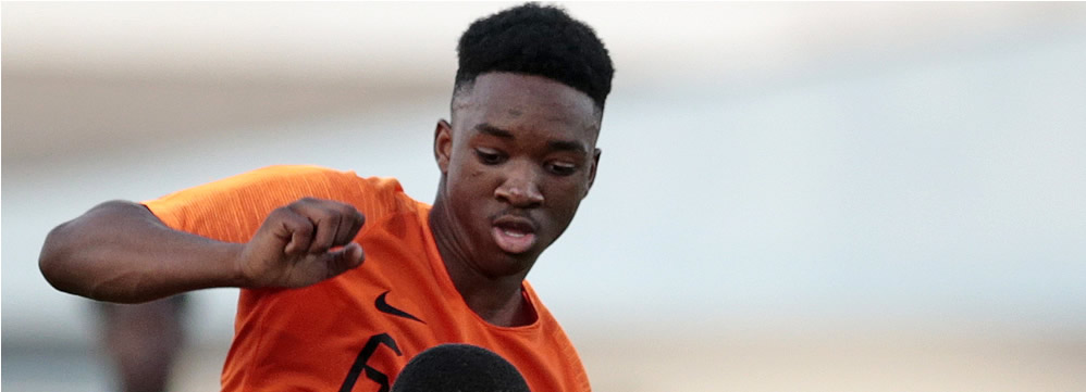 Borussia Dortmund und Schalke 04 buhlen um denselben Jungstar