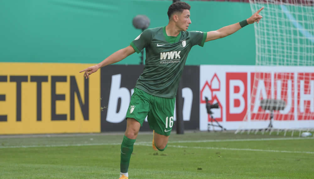 Ruben Vargas trifft per Fallrückzieher für den FC Augsburg