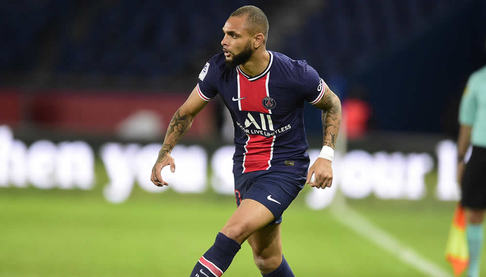 Layvin Kurzawa ist über Vertragsverlängerung bei PSG überrascht