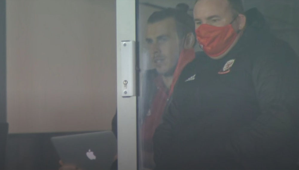Bale sorgt erneut auf der Tribüne für Aufsehen