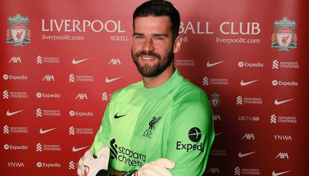Liverpool-Goalie Alisson unterschreibt einen Mega-Vertrag