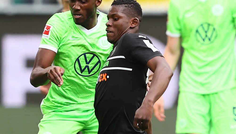 Gladbach-Manager Max Eberl setzt Breel Embolo unter Druck