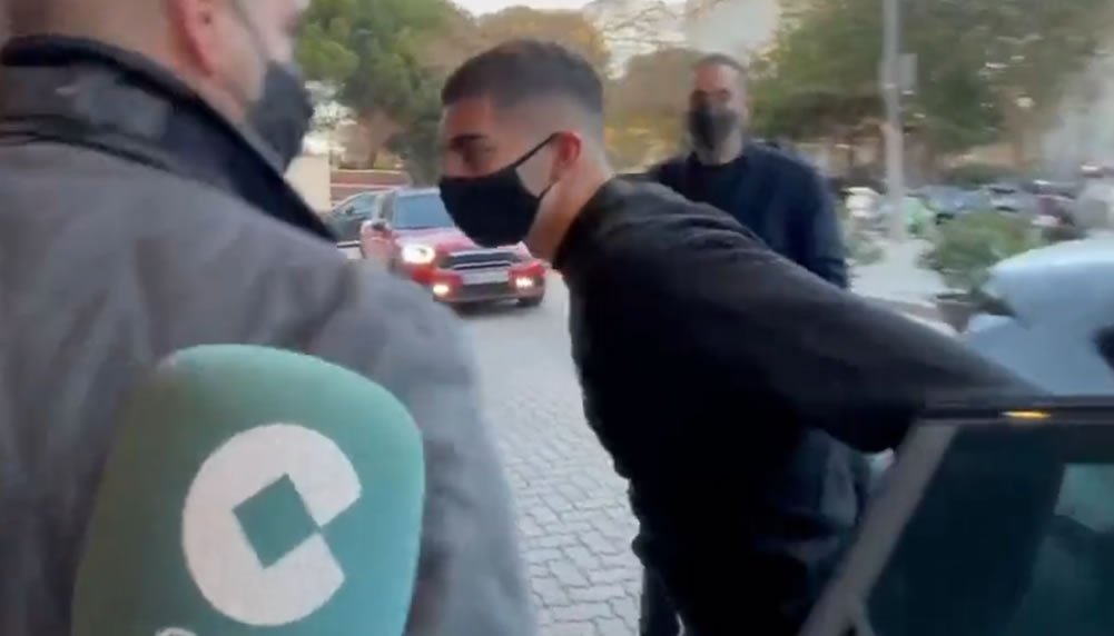 Ferran Torres ist in Spanien eingetroffen – Medizincheck bei Barça