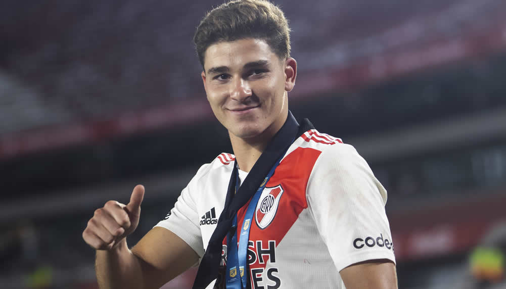 Bestätigt: ManCity verpflichtet Sturmtalent Julian Alvarez