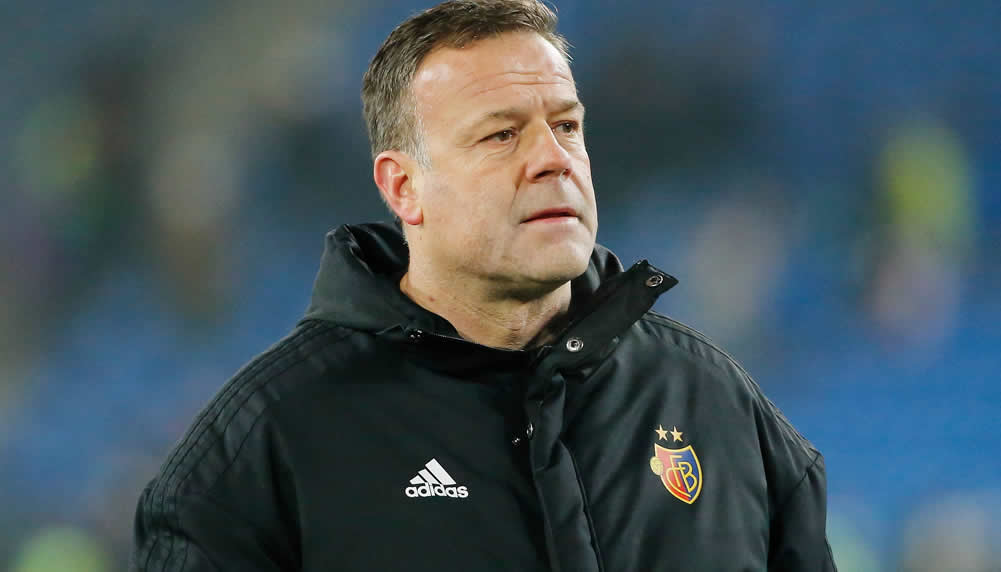 Trainer Patrick Rahmen stellt eine Forderung an die FCB-Bosse