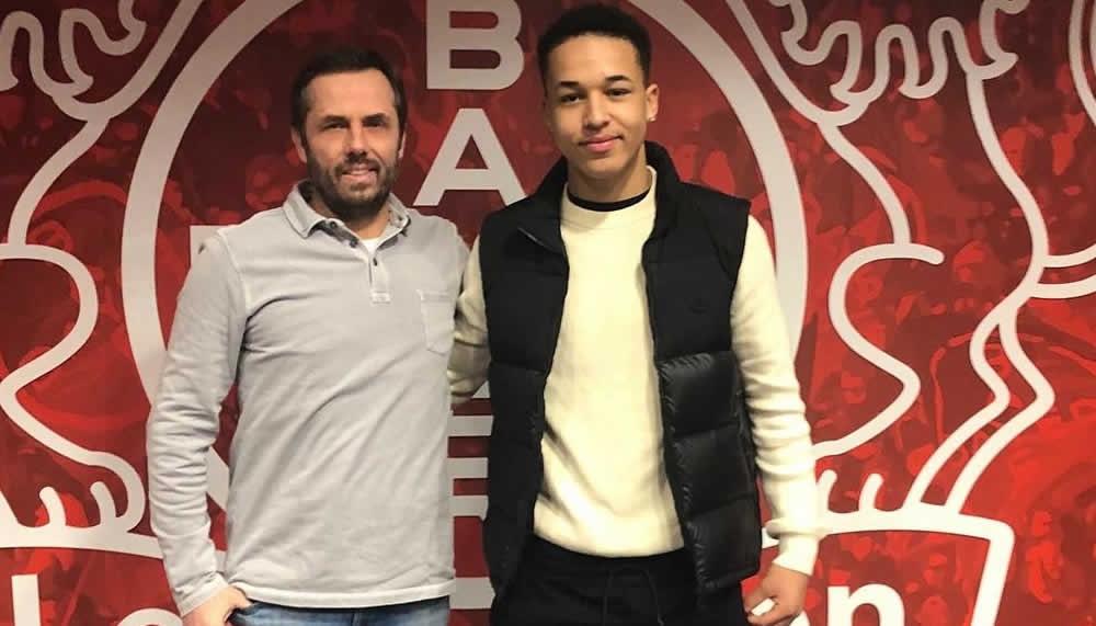 Der jüngere Bruder von Noah Okafor unterschreibt in Leverkusen