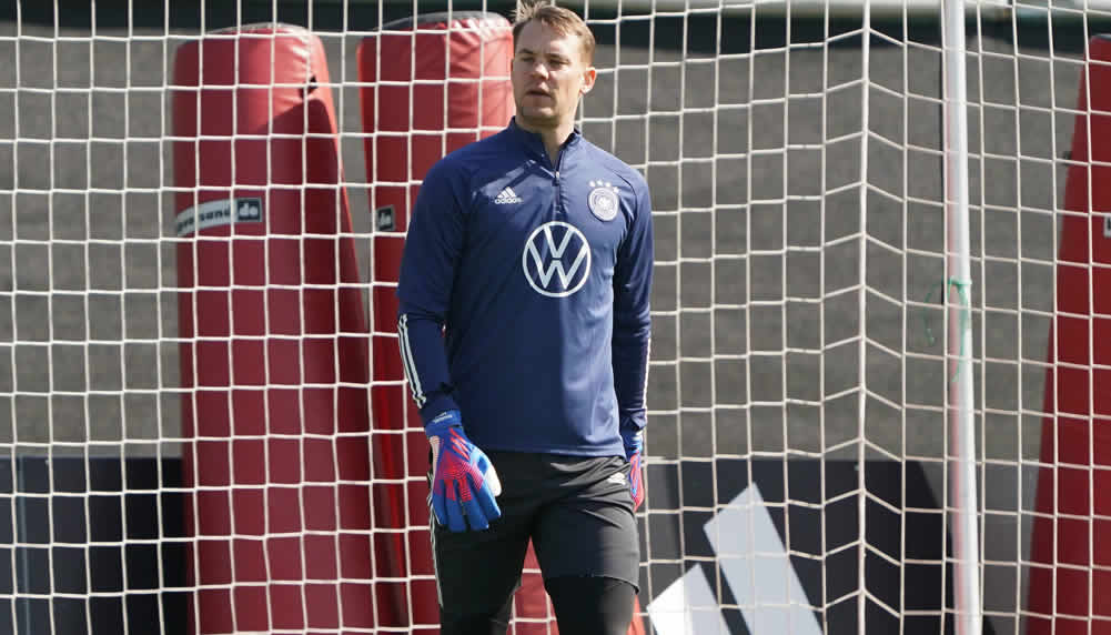 Manuel Neuer deutet Rücktritt als Nationalspieler an