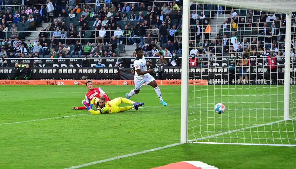 Im Video: Breel Embolo trifft im Derby – aber zu spät