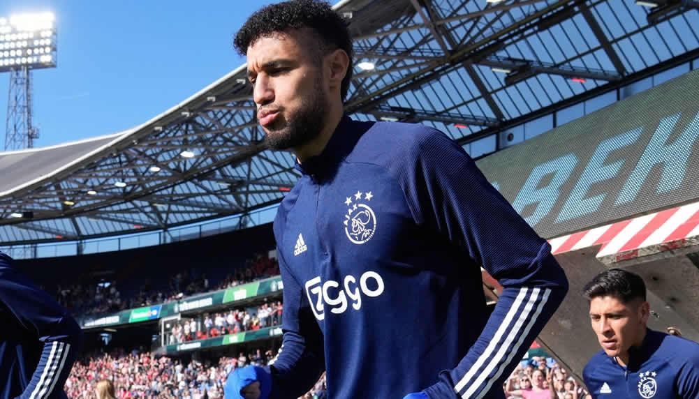 Der FC Bayern will bei Noussair Mazraoui jetzt Nägel mit Köpfen machen