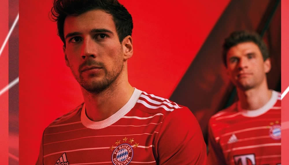 Der FC Bayern präsentiert das neue Trikot für die Saison 2022/23