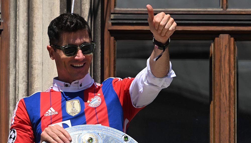 Xavi spricht über Interesse an Robert Lewandowski