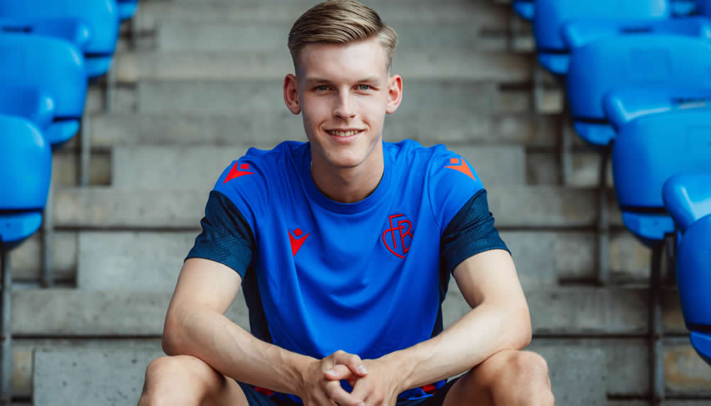 Der FCB muss für Neuzugang Anton Kade doch eine Ablöse zahlen