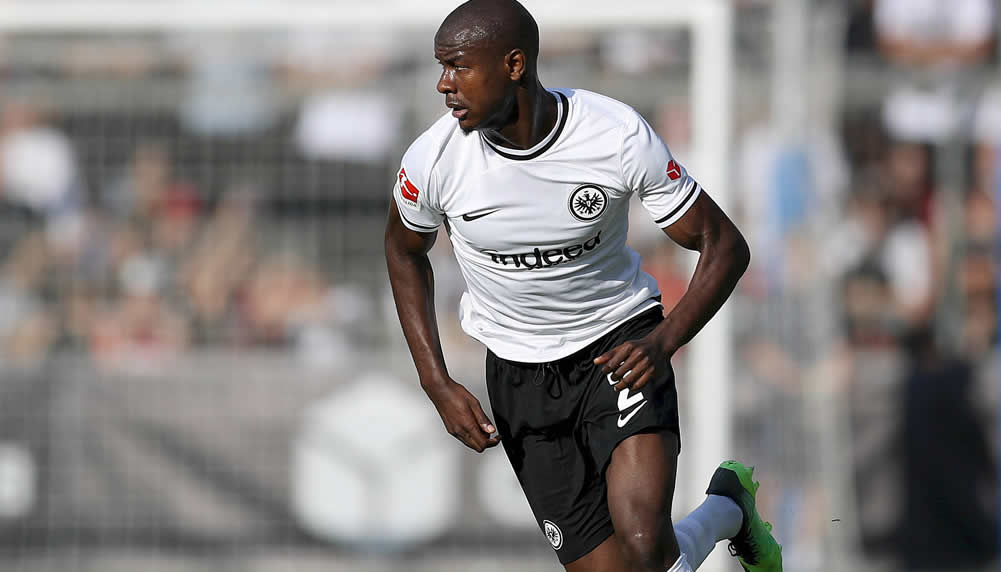 Milan gibt offizielles Angebot für Evan Ndicka ab