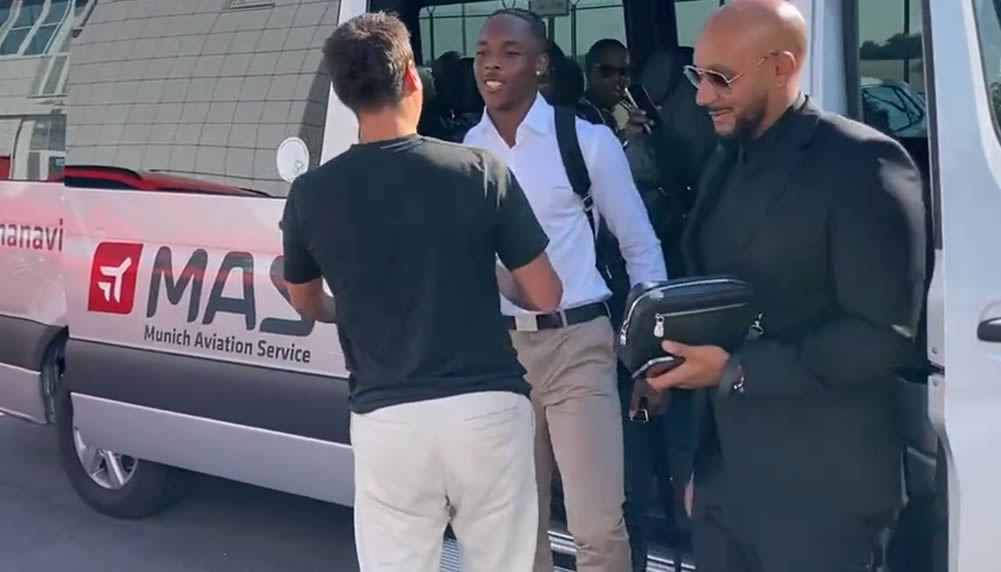 Mathys Tel besteht Medizintest bei den Bayern – Dienstag 1. Training