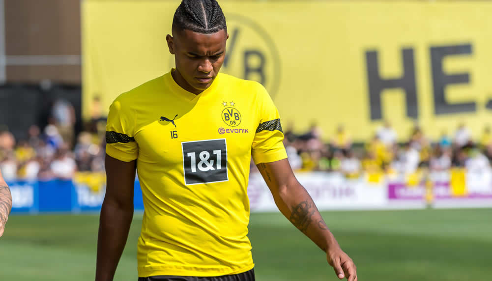 Trotz Süle-Ausfall: Manuel Akanji spielt für BVB-Trainer Edin Terzic keine Rolle