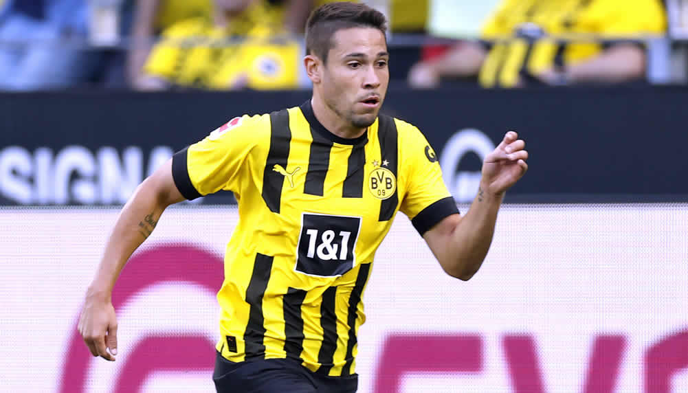 BVB-Verteidiger Raphaël Guerreiro im Fokus von ManCity