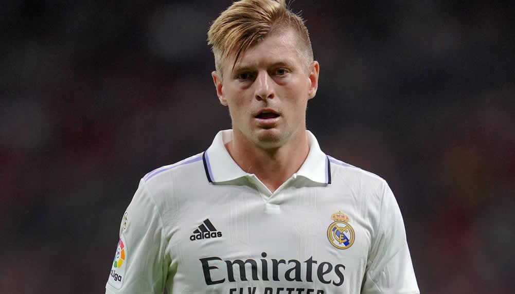 Toni Kroos spielt mindestens eine weitere Saison bei Real Madrid