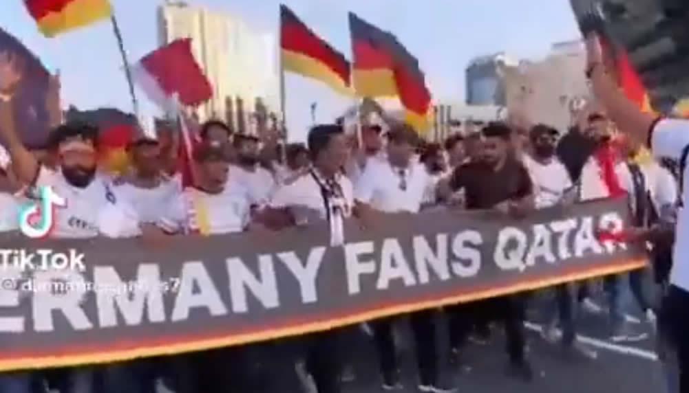 So machen die gekauften deutschen WMFans Stimmung in Katar