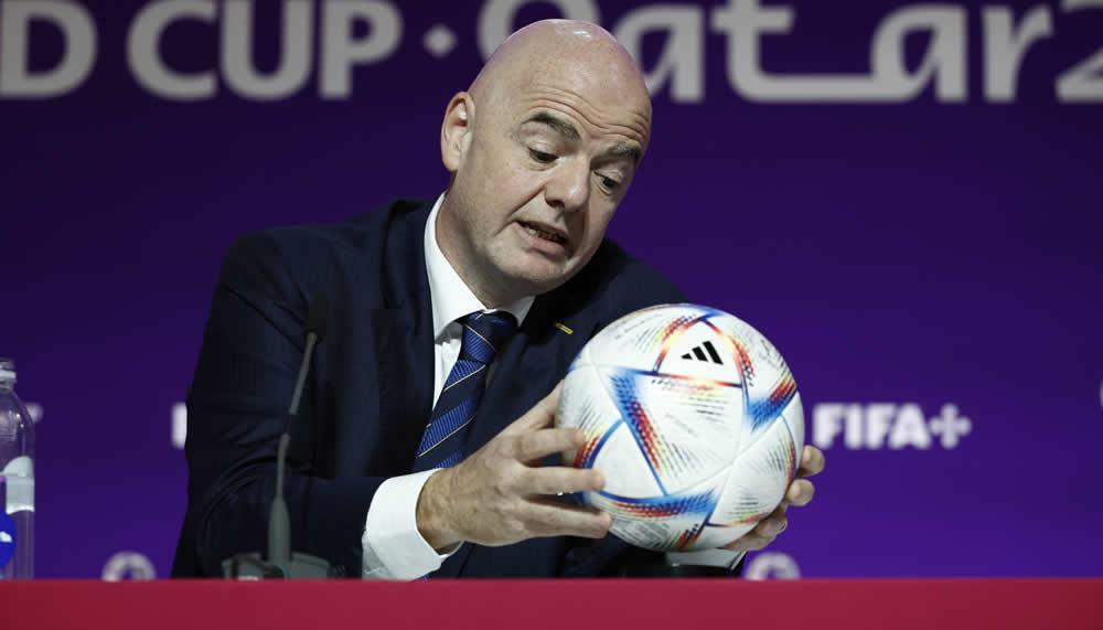 FIFA plant WM im Dreijahresrhythmus