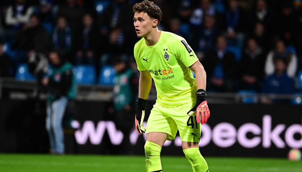 Gladbach-Goalie Olschowsky weckt nach Debüt bereits Begehrlichkeiten