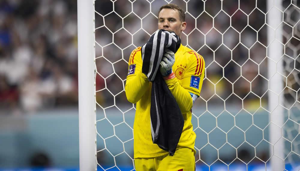 Schock für den FC Bayern: Saison für Manuel Neuer beendet