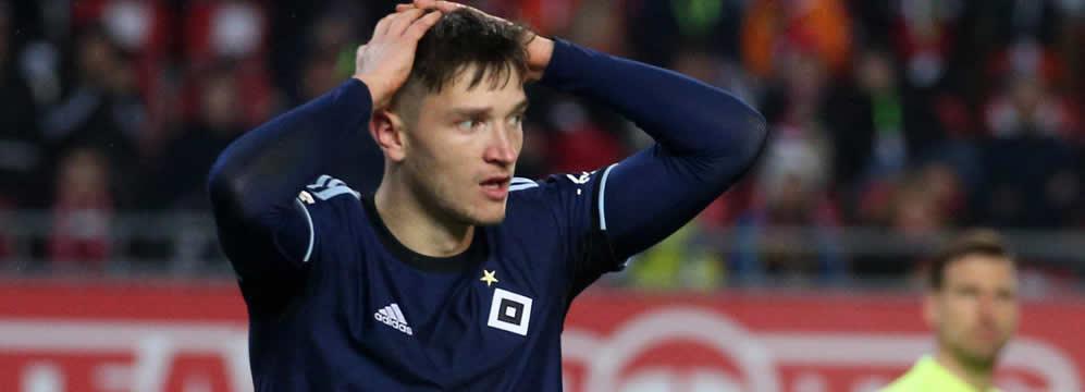 ExFCBProfi Noah Katterbach erleidet Kreuzbandriss