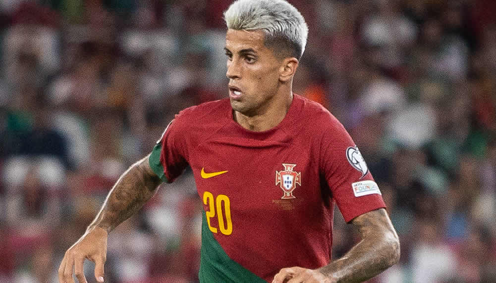 Barça verhandelt mit João Cancelo