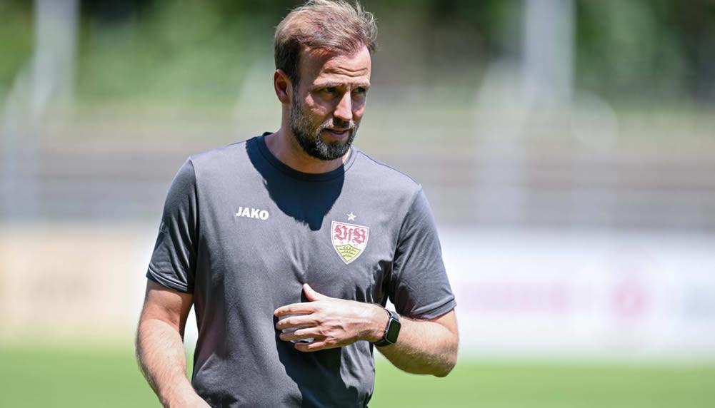 Stuttgarts Trainer Sebastien Hoeness sortiert 3 Profis aus