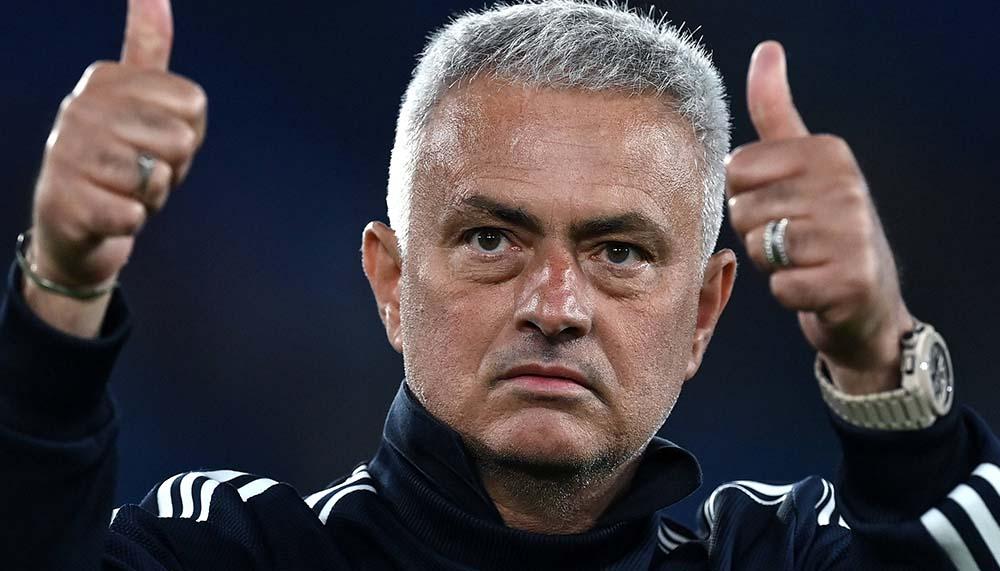 Freude über Klimaanlage: Mourinho scherzt über Sperre