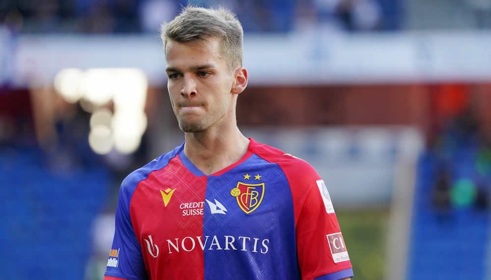 Neuer Klub mischt bei FCB-Verteidiger Arnau Comas mit