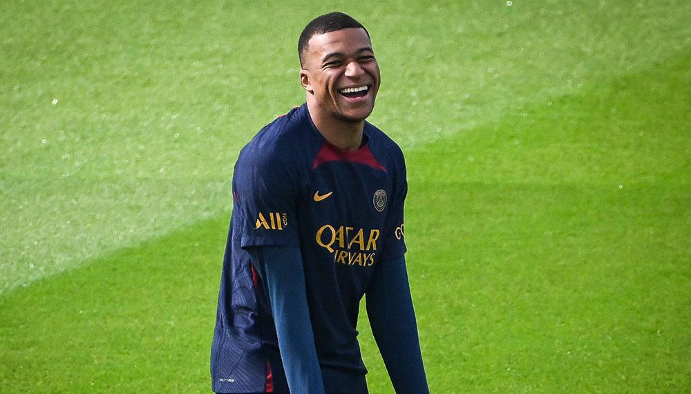 Zurück im Team: Luis Enrique schwärmt von Mbappé