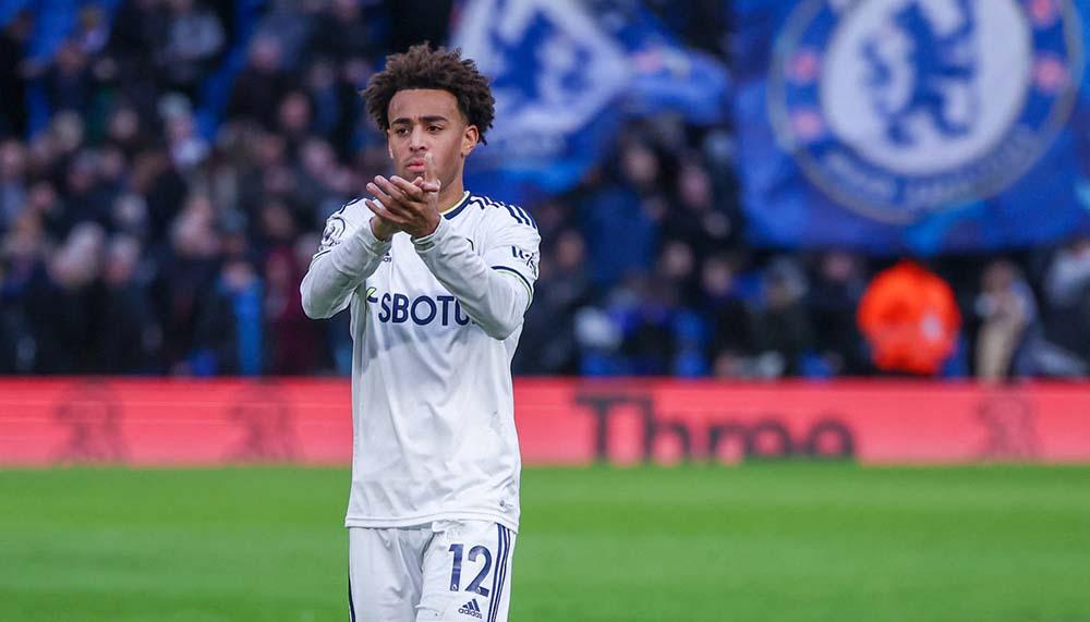 Dank Klausel: Adams wechselt von Leeds zu Chelsea