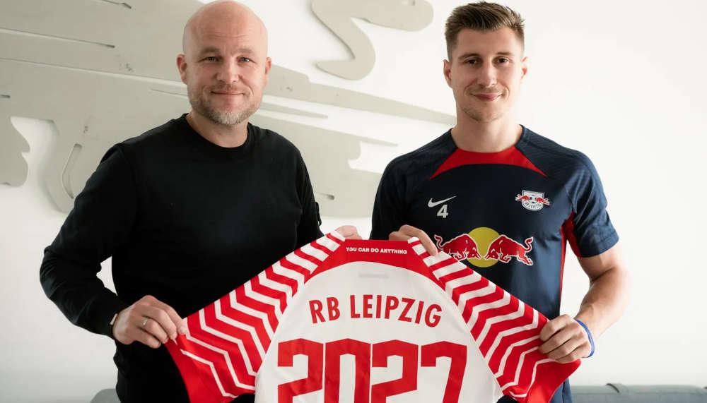 Willi Orban macht anlässlich der Verlängerung bei Leipzig eine Ansage