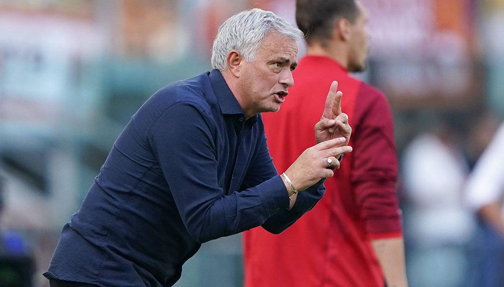 Mourinho verspottet Gegner-Boss und erhält Platzverweis