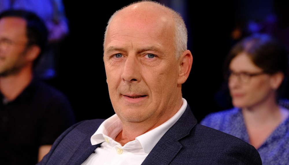 Der Vater von Mesut Özil schiesst gegen Mario Basler