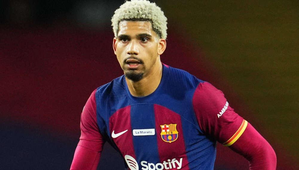 Bayern-Coach Tuchel hat mit Transferziel Ronald Araujo telefoniert