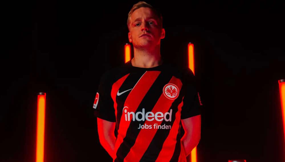 Eintracht Frankfurt bestätigt den Transfer von Donny van de Beek