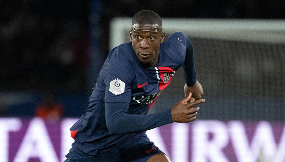 Bayern-Sportdirektor Freund verhandelt mit PSG weiter wegen Mukiele