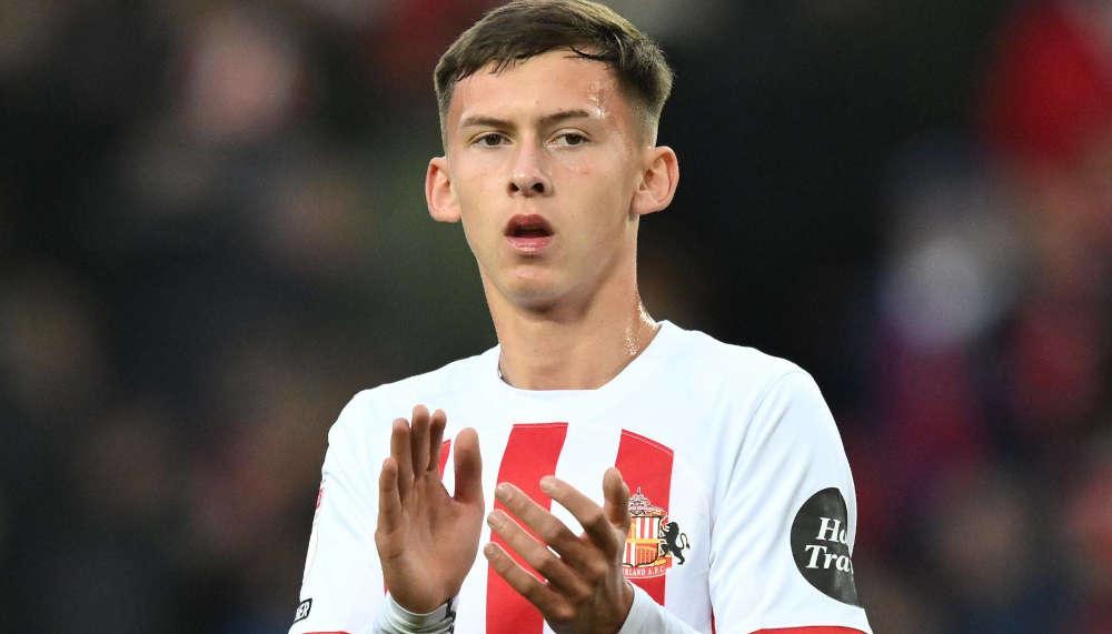 Die Bayern bekunden Interesse am englischen Supertalent Chris Rigg