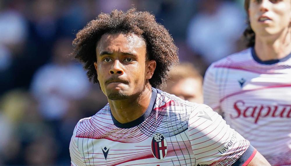 Joshua Zirkzee deutet Verbleib in Bologna an