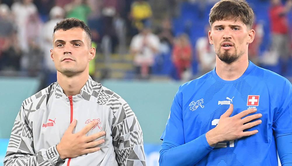 Grosse Ehre: Kobel & Xhaka in «kicker»-Elf der Saison