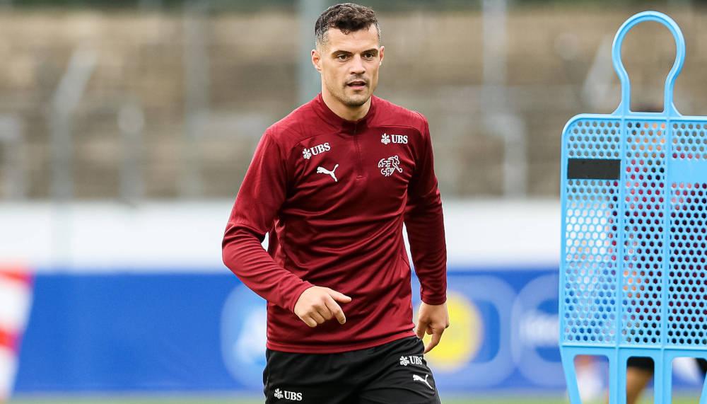 Schweiz Nati soll ab Donnerstag auf neuem Rasen trainieren