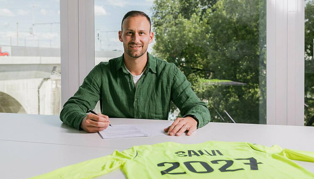 Der FC Basel verlängert langfristig mit Ersatzkeeper Mirko Salvi