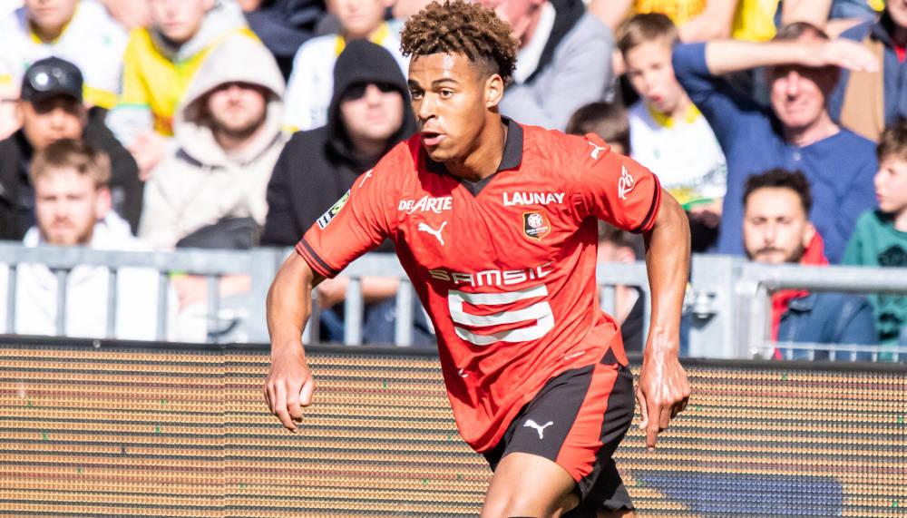 Die Bayern sind an Supertalent Désiré Doué dran