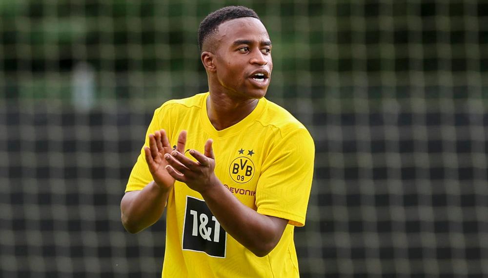 Nächster Klub schaltet sich in Rennen um Moukoko ein