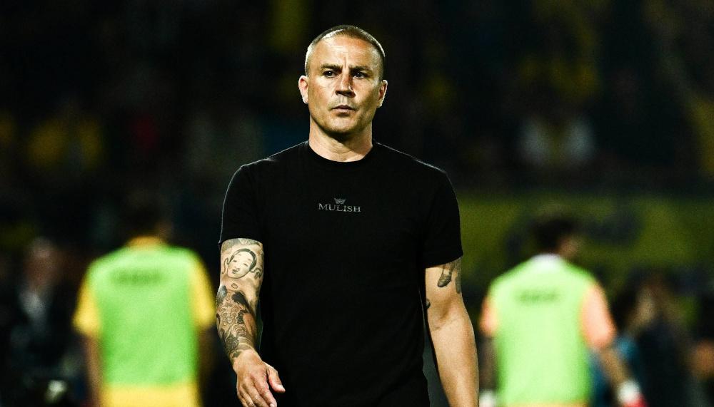 Fabio Cannavaro als Trainer von Dinamo Zagreb im Gespräch